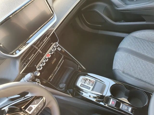 Peugeot 2008 Allure Pack EAT8