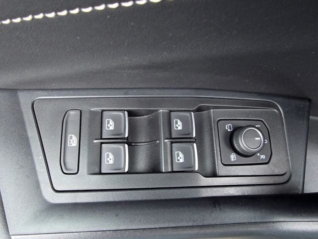 Volkswagen T-Roc 1.5 TSI DSG R-Line Sport