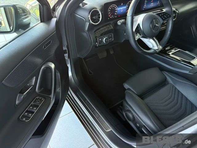 Mercedes-Benz A 200 Progressive