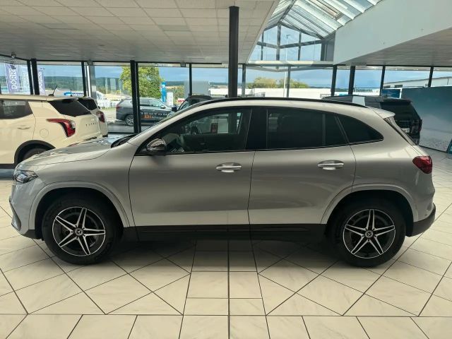 Mercedes-Benz EQA 300 4MATIC AMG Line