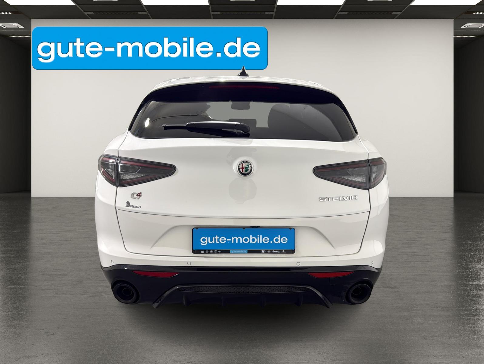 Alfa Romeo Stelvio Q4 Veloce