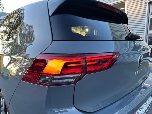 Volkswagen Golf 2.0 TDI DSG Golf VIII Style