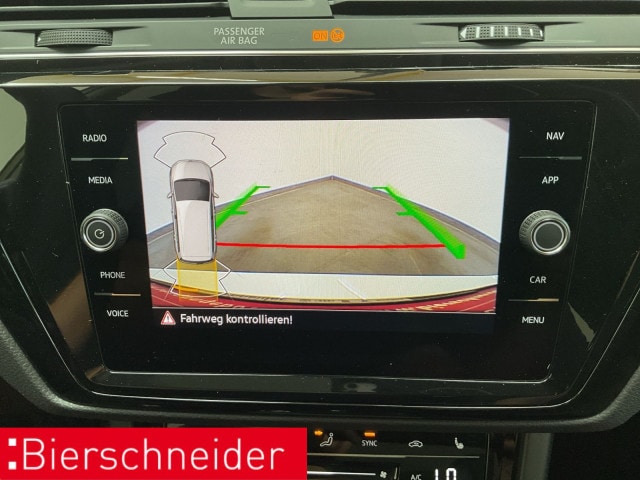 Volkswagen Touran 1.5 TSI DSG R-Line Style