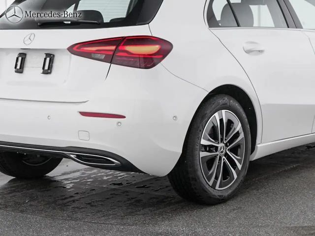 Mercedes-Benz A 200 Hatchback Progressive