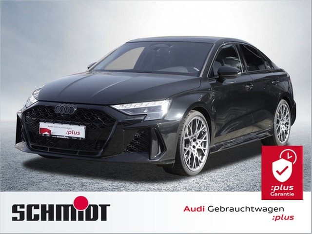 Audi RS3 Quattro S-Tronic Sedan