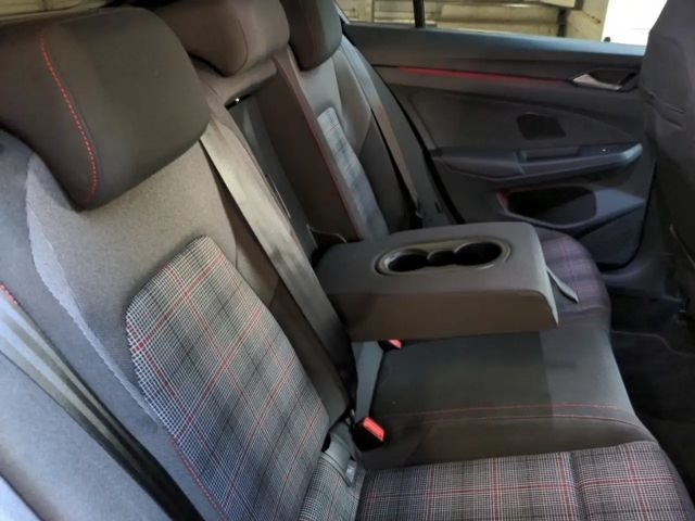 Volkswagen Golf 2.0 TSI DSG Golf VIII