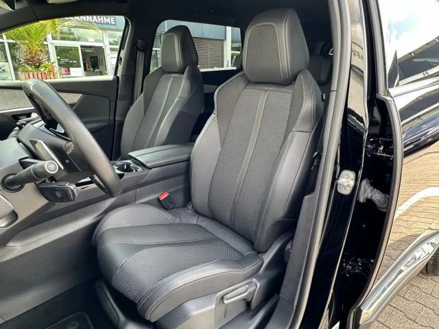 Peugeot 5008 EAT8 GT-Line