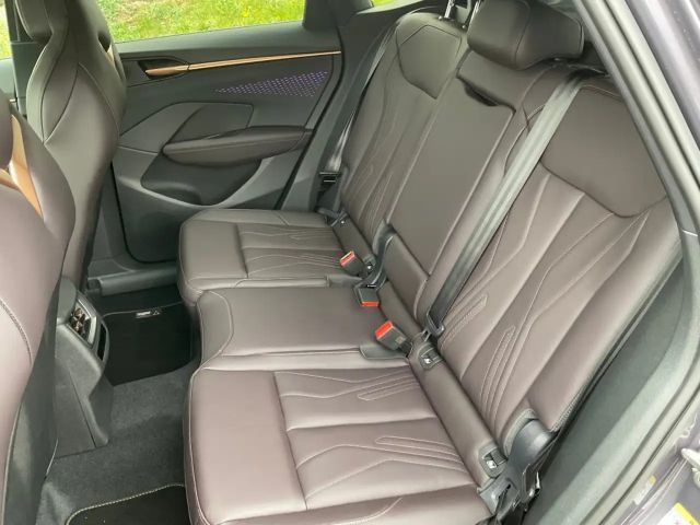 Cupra Terramar 1.5 e-Hybrid VZ