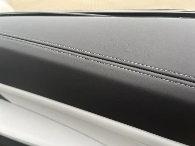 BMW M4 Cabrio Competition xDrive