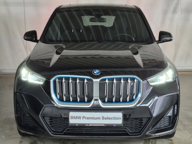 BMW iX1 xDrive30