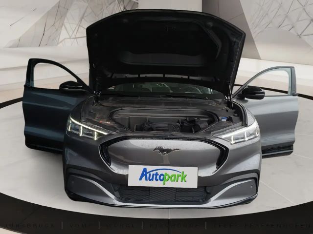 Ford Mustang Mach-E AWD