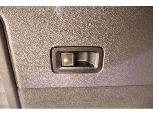 Volkswagen Multivan 2.0 TDI DSG Lang T7