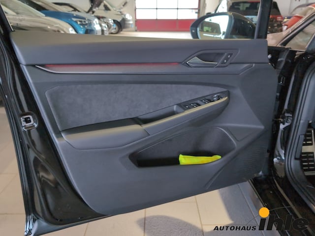 Volkswagen Golf DSG Golf VIII Style