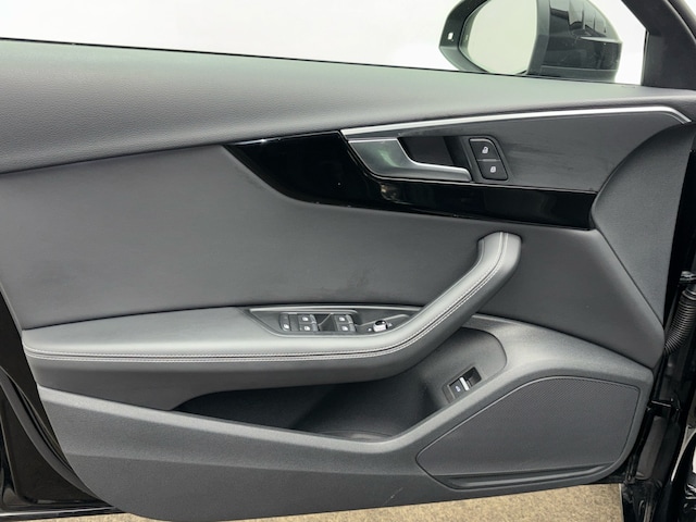 Audi A4 40 TDI Avant S-Tronic