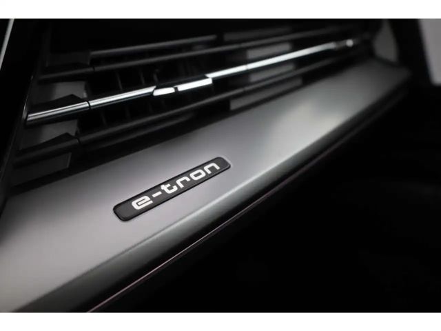 Audi Q4 e-tron 45 AHK/Wärmepump/NAV/el.Heckklappe/20''