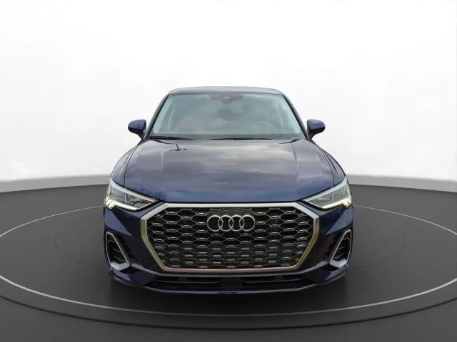 Audi Q3 1.5 TFSI S-Line