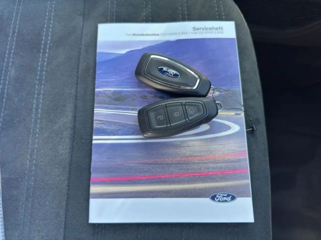 Ford Kuga Plug in Hybrid ST Line X