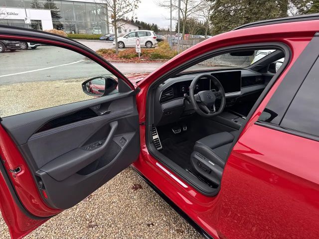 Volkswagen Passat R-Line eHybrid