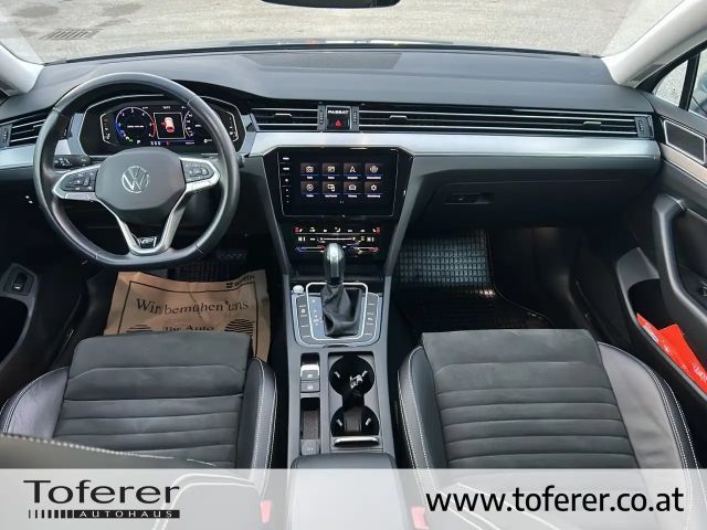 Volkswagen Passat DSG Elegance Elegance Variant