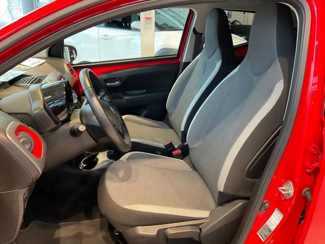 Toyota Aygo 1.0 VVT-i X-sky