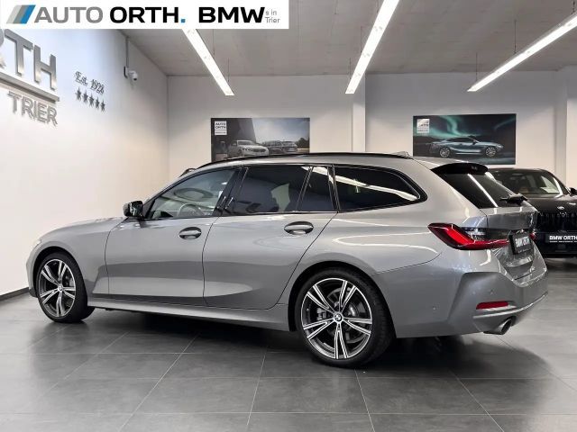BMW 330 330d Touring xDrive