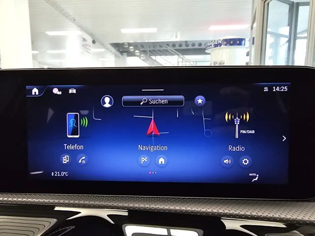 Mercedes-Benz A 180 AMG Line