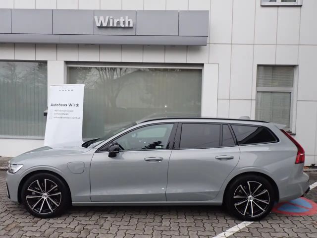Volvo V60 AWD Dark Plus T6