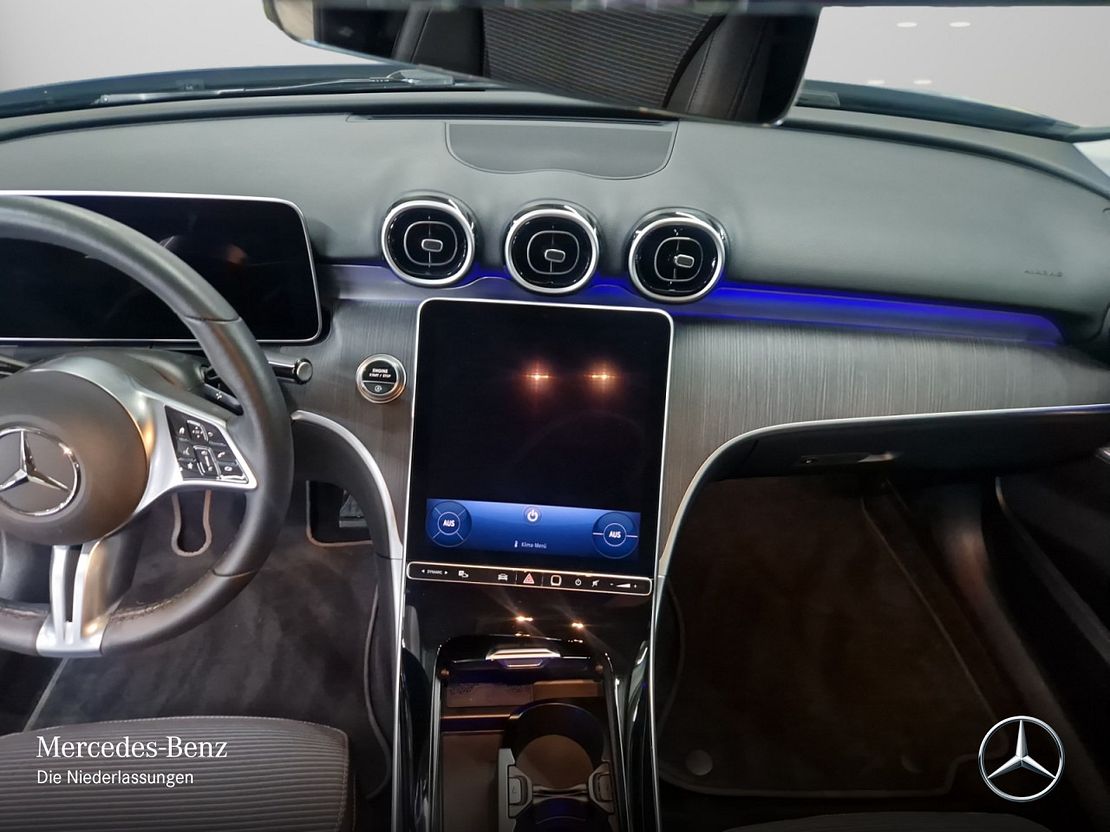 Mercedes-Benz C 200 Sedan