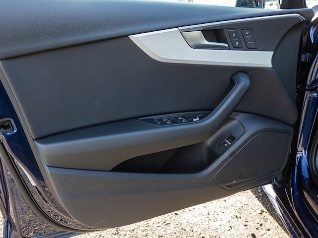 Audi A4 35 TFSI Avant S-Tronic