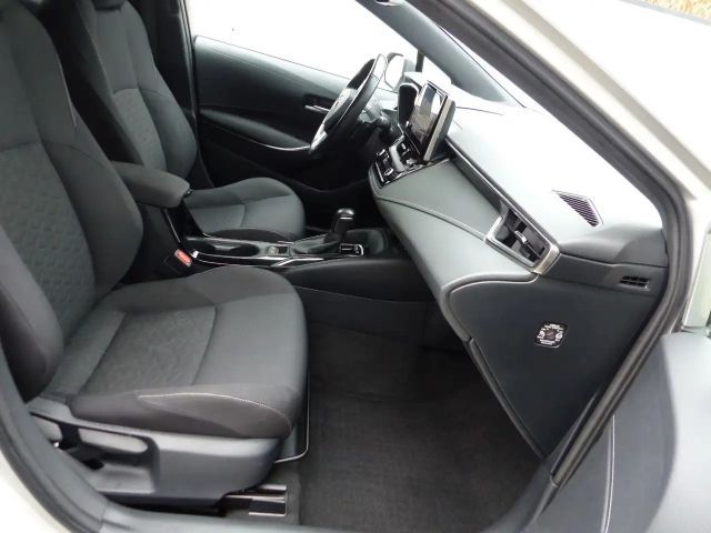 Toyota Corolla Team D