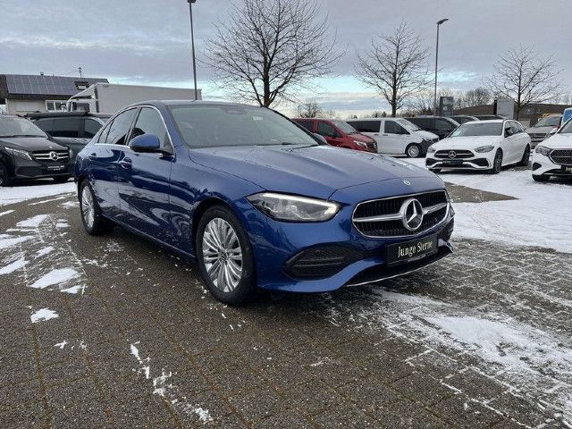 Mercedes-Benz C 200 C 200 d Sedan