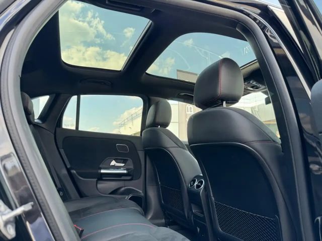 Mercedes-Benz EQA 350 4MATIC AMG Line