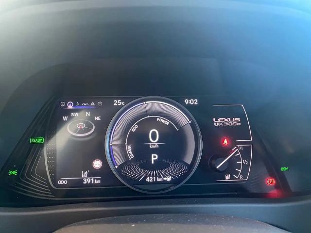 Lexus UX Luxury Line