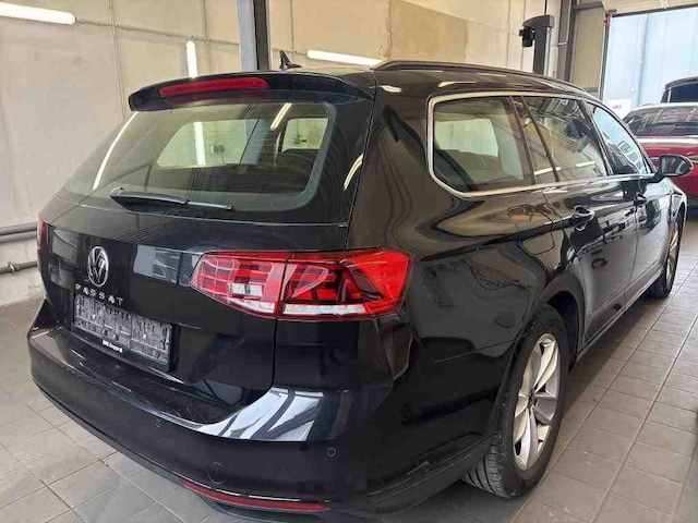 Volkswagen Passat 1.5 TSI Business DSG Variant