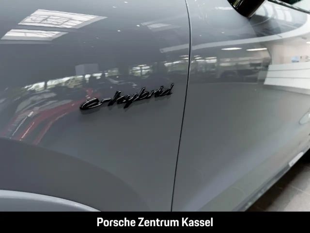 Porsche Cayenne E-Hybrid Turbo