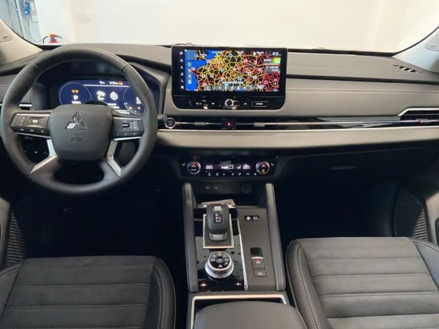 Mitsubishi Outlander 4WD PHEV