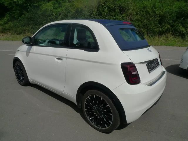 Fiat 500e 42 kWh Icon