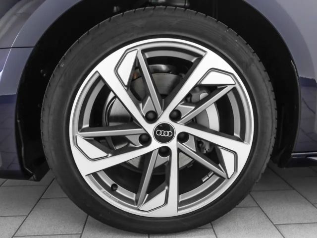 Audi A4 40 TDI Avant S-Line