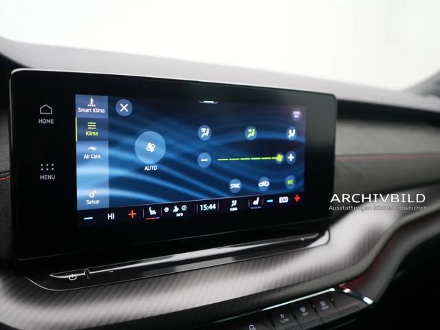 Skoda Octavia VIRT NAVI HUD ACC LED SHZ