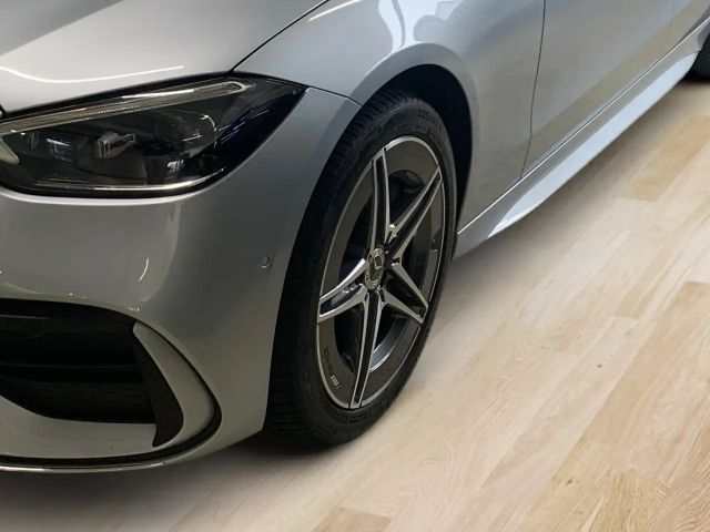 Mercedes-Benz C 300 AMG Line Sedan