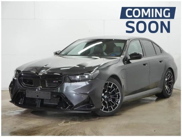 BMW M5 Drive pro Sedan