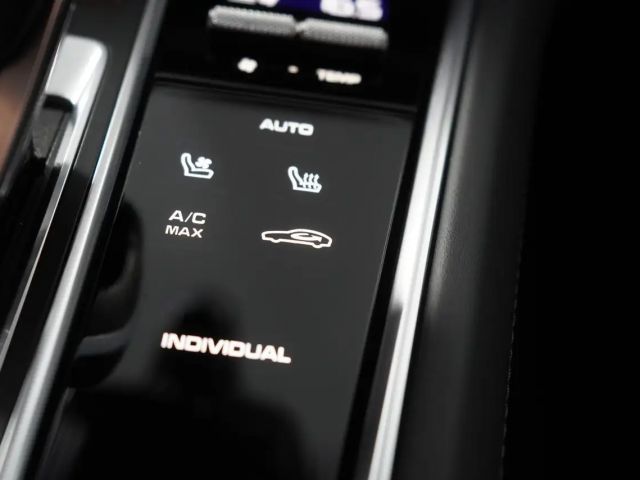 Porsche Panamera 4 E-Hybrid