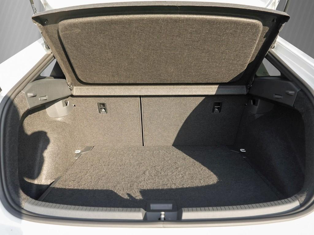 Volkswagen Taigo 1.0 TSI DSG R-Line