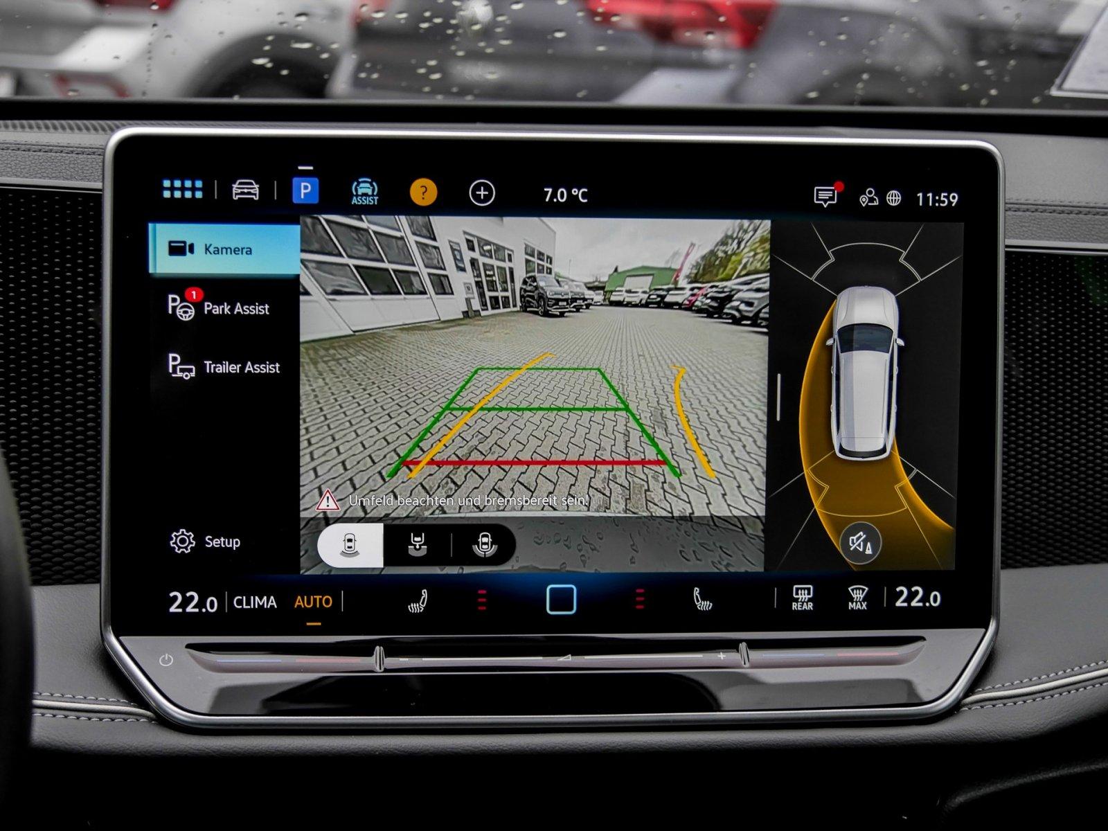 Volkswagen Passat 1.5 eTSI Business DSG Variant