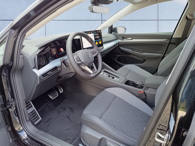 Volkswagen Golf 1.5 eTSI Variant