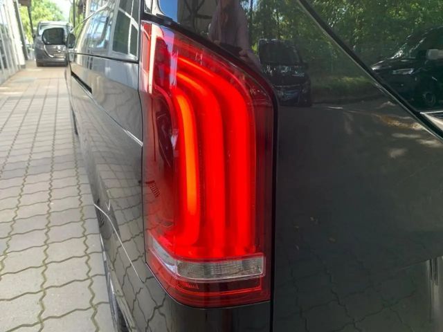 Mercedes-Benz V 300 AVANTGARDE V 300 d