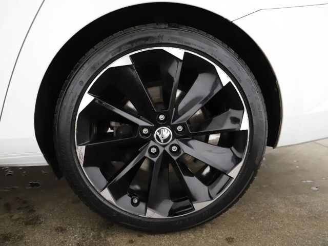 Skoda Superb Sportline iV