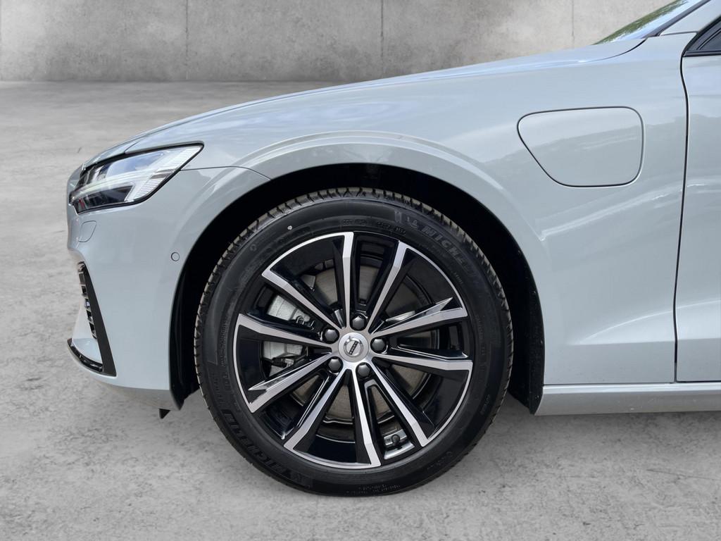 Volvo V60 AWD Dark Plus Recharge T8
