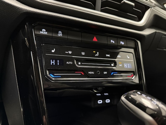 Volkswagen T-Roc 1.5 TSI DSG R-Line