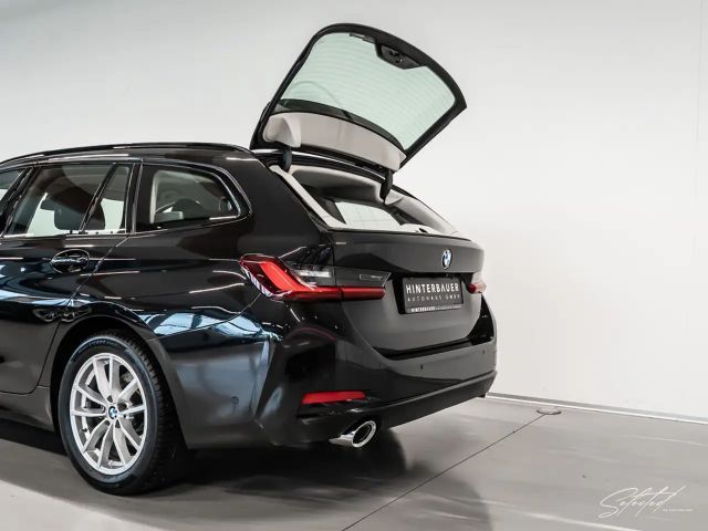 BMW 320 320d Touring xDrive